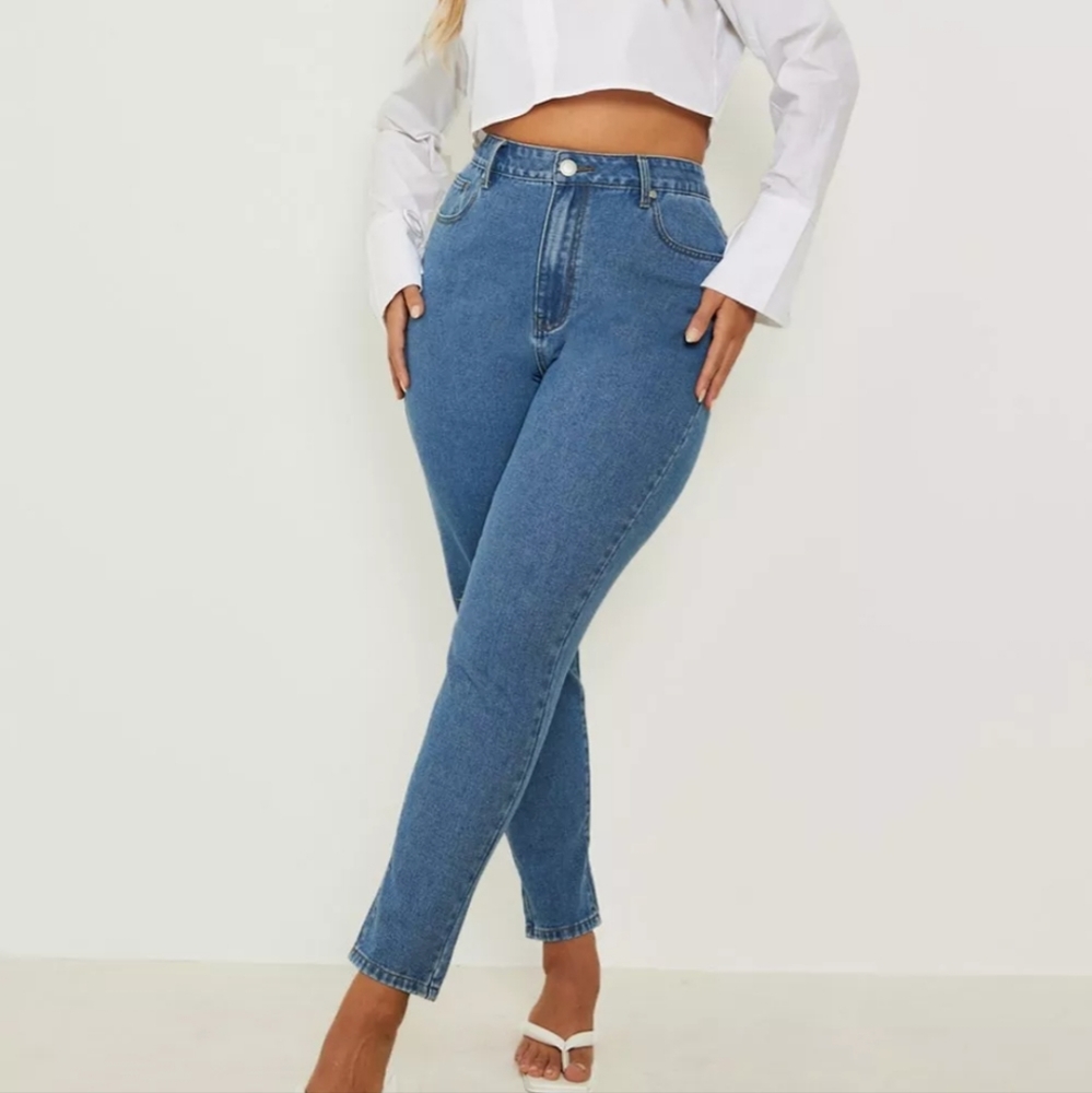 BOOHOO Plus High Rise Mom Jeans 14 NWT